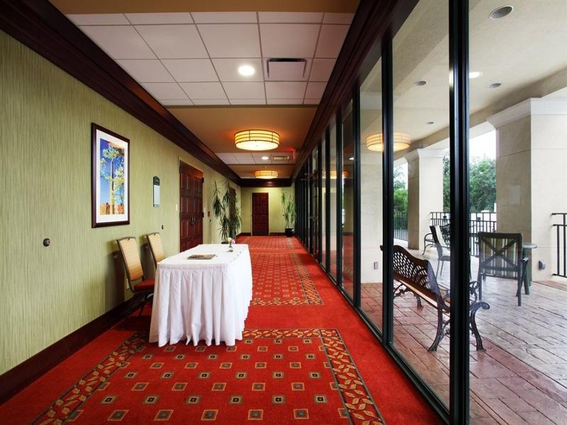 Holiday Inn Asheville - Biltmore West By Ihg Exterior photo