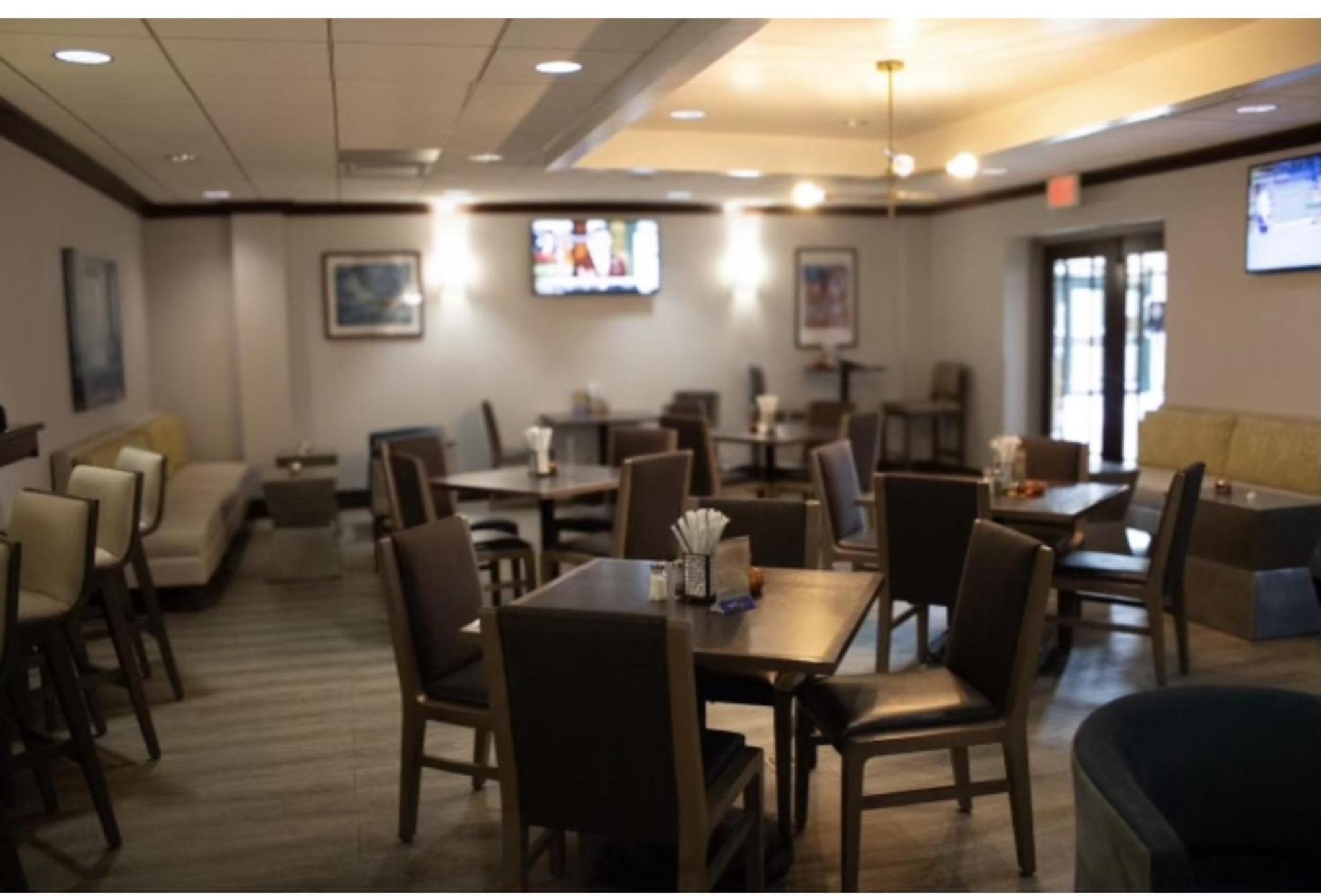 Holiday Inn Asheville - Biltmore West By Ihg Exterior photo