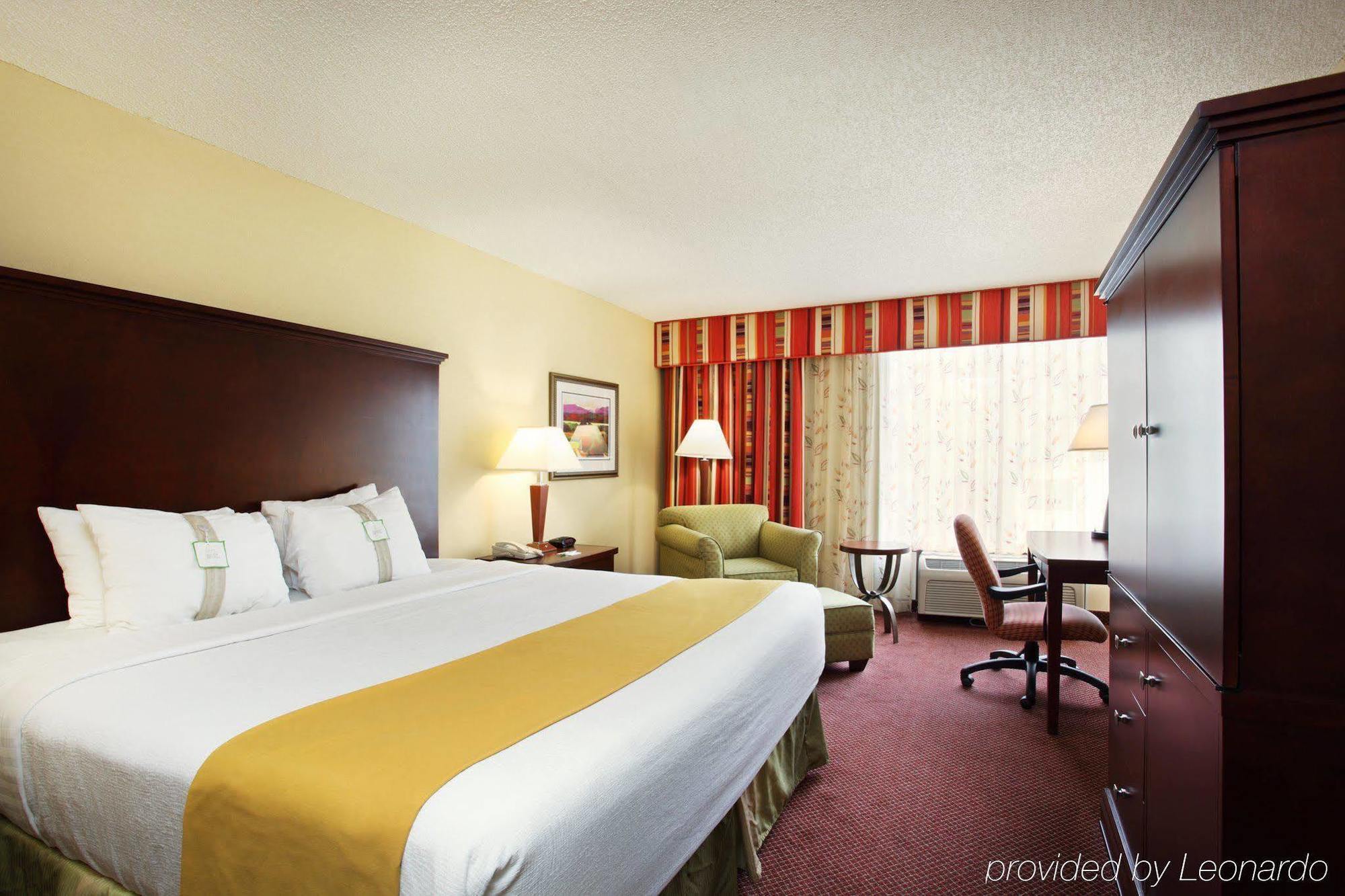 Holiday Inn Asheville - Biltmore West By Ihg Room photo